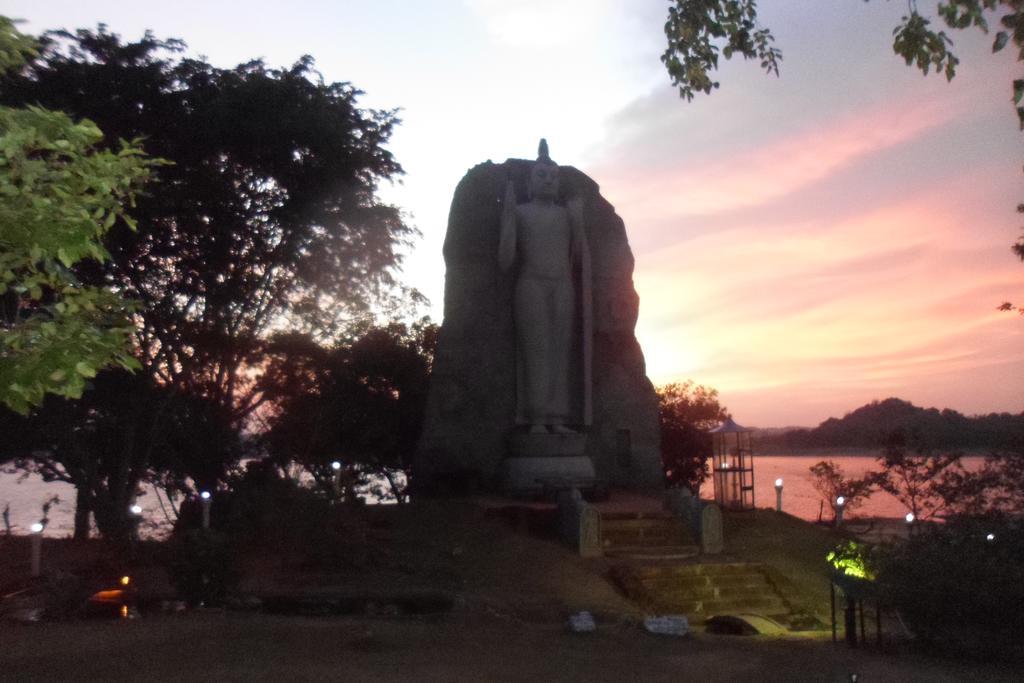 Thisal Guest House Polonnaruwa Luaran gambar